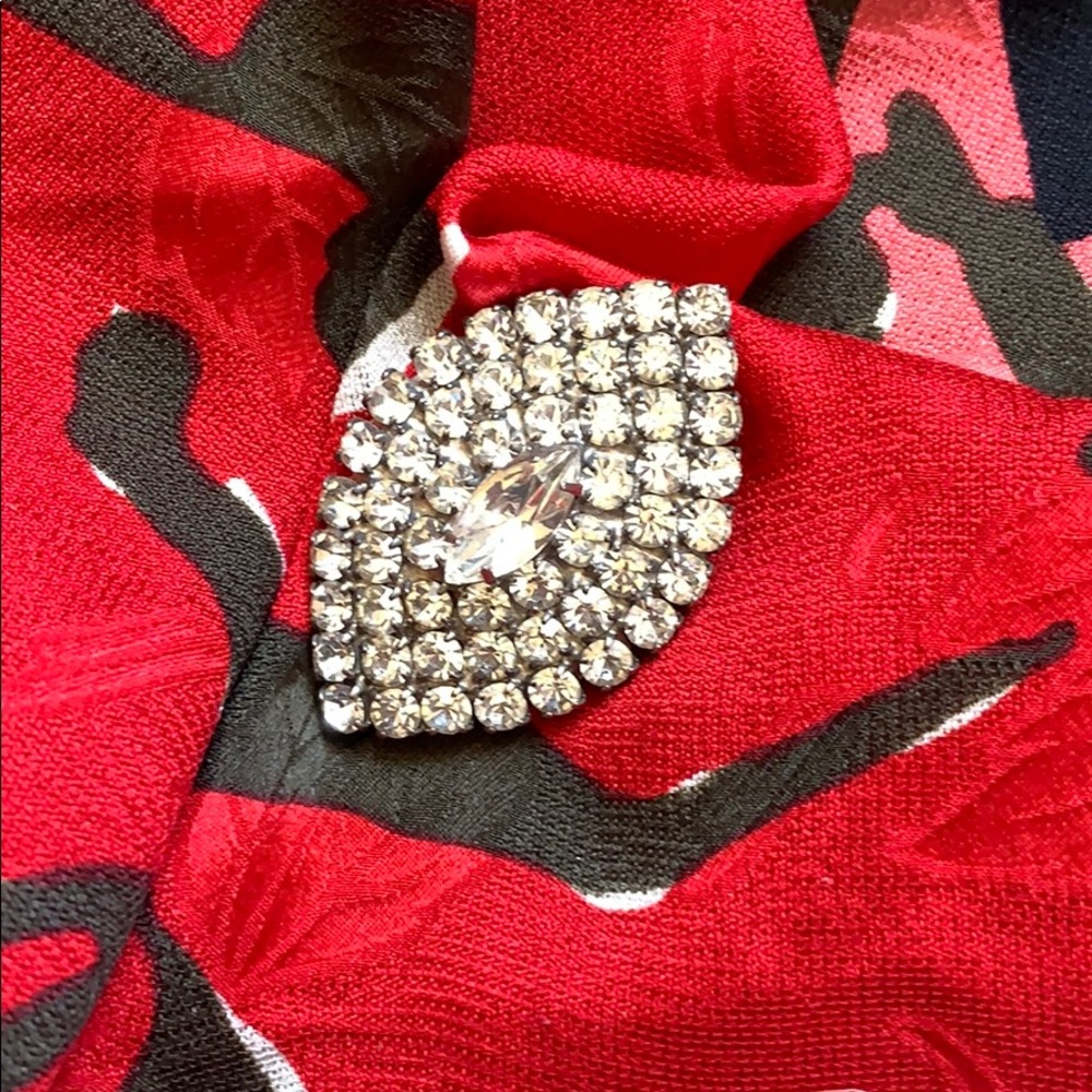 Vintage Costume Diamond Shape Brooch